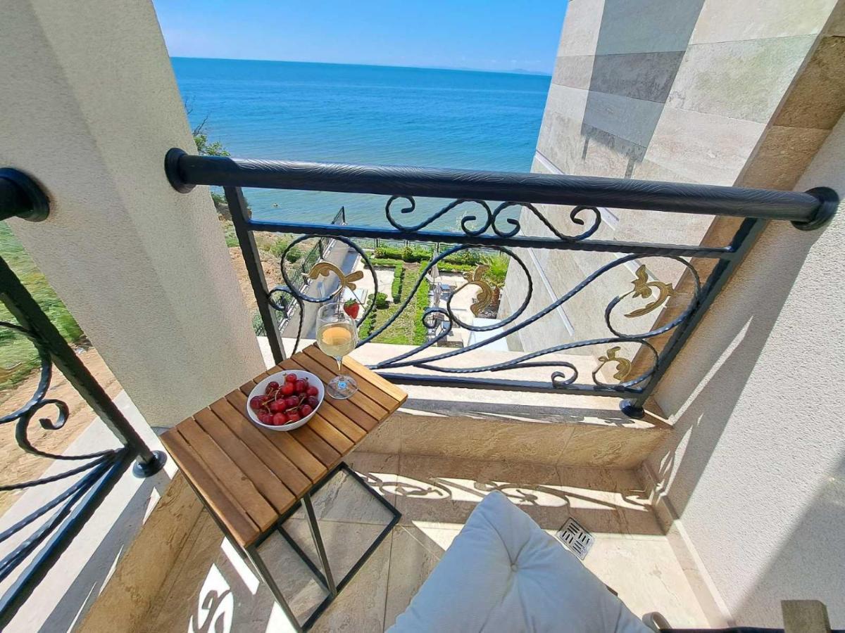 Onyx 2 Private Beach Apartment Sveti Vlas Exterior foto